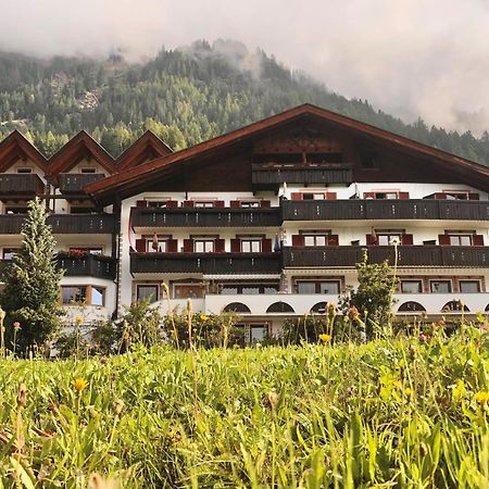 Hotel Alpenland Moso Exterior photo