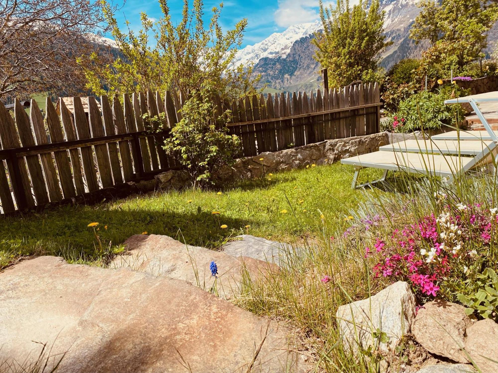 Hotel Alpenland Moso Exterior photo